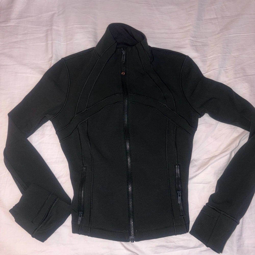 Lululemon Define Cropped Nulu Jacket Forest green